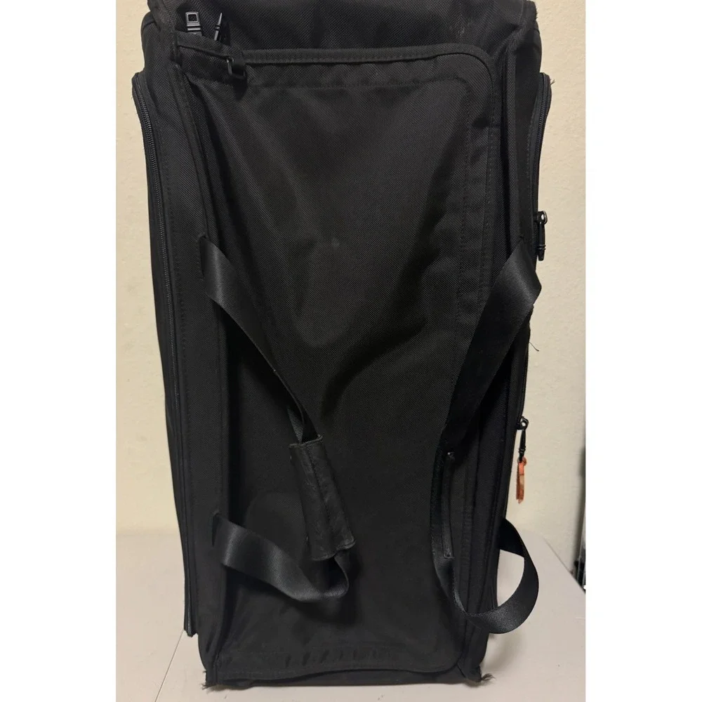 Tumi Alpha 2 Large 2 Wheeled Rolling Split Duffel Bag 22043D2 Suitcase Luggage